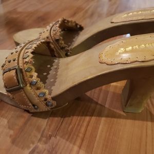 Dollhouse Sandals/Clogs